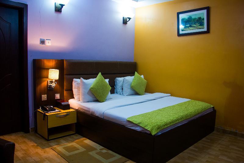 Downtown Royal Hotel Ikeja Exterior foto